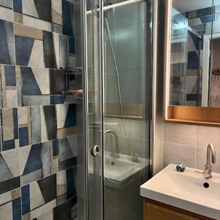 Résidence Vanoise - Style Montagne Pour Ce 2 Pieces Pour 4 Personnes En Centre Station Mae-7604 Val Thorens